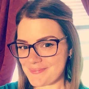 Meet your Posher, Jen